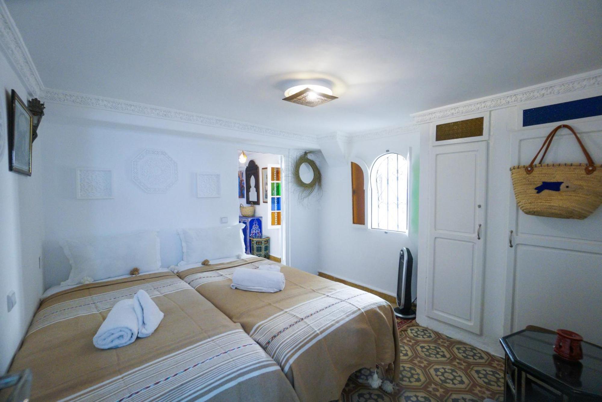 Apartamento Dar Amr Tánger Exterior foto