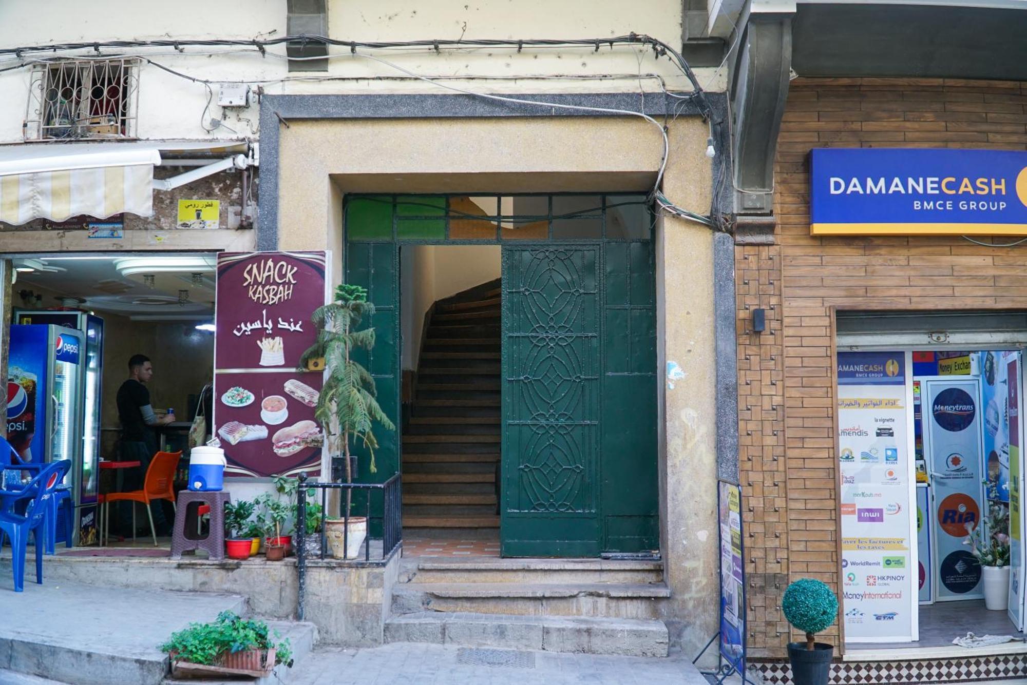 Apartamento Dar Amr Tánger Exterior foto